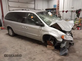 2002 Chrysler Town & Country LXi with VIN 2C4GP54L82R696630, listed as a IAAI auction lot 41730948 with 218,454 mi miles. Bid and sale history available at carsss.com. Image 1.