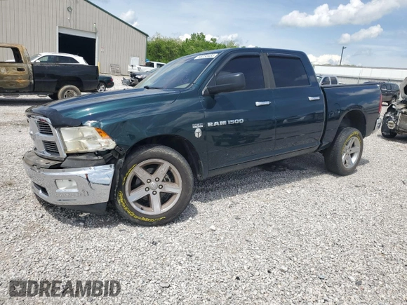 2011 Ram 1500 Big Horn z VIN 1D7RV1CT7BS672283, wystawiony jako Copart lot #55233455 z przebiegiem 158 827 mil mil oraz Szkoda całkowita • Salvage title. Historia ofert i sprzedaży dostępna na DreamBid. Obrazek 1.