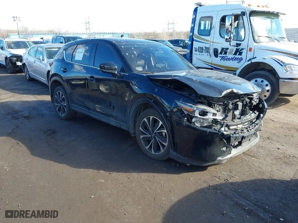 2022 Mazda CX-5 2.5 S Premium Package with VIN JM3KFBDM8N1544898, listed as a IAAI auction lot 41471186 with NaN miles. Bid and sale history available at carsss.com. Image 1.