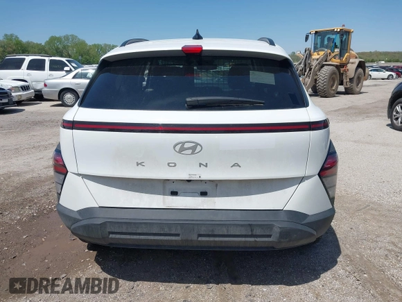 2024 Hyundai Kona SEL with VIN KM8HB3AB7RU147464, listed as a IAAI auction lot 42050923 with 21,165 mi miles. Bid and sale history available at carsss.com. Image 15.