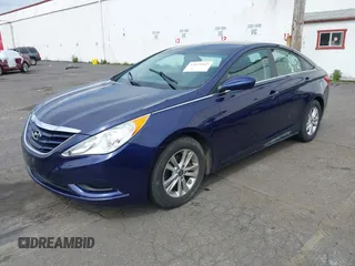 2013 Hyundai Sonata GLS with VIN 5NPEB4AC3DH669307, listed as a IAAI auction lot 42015043 with 105,690 mi miles and . Bid and sale history available at carsss.com. Image 17.