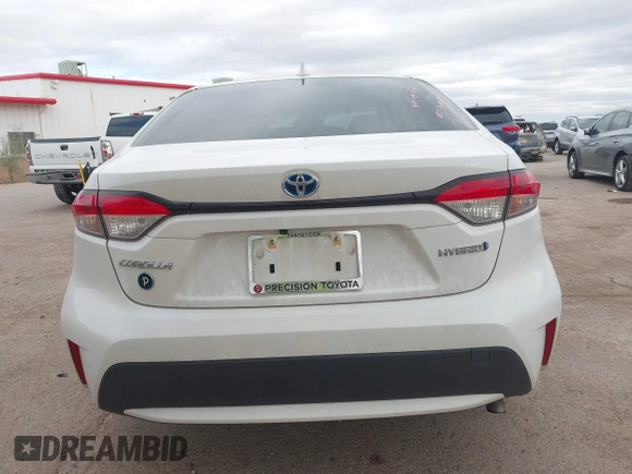 2021 Toyota Corolla Hybrid LE with VIN JTDEAMDE6MJ008815, listed as a IAAI auction lot 41586643 with 7,548 mi miles. Bid and sale history available at carsss.com. Image 16.