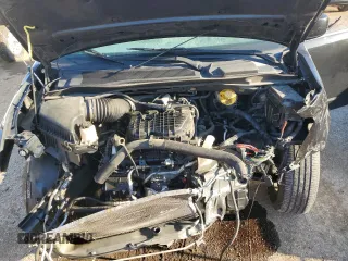 2018 Dodge Grand Caravan SXT z VIN 2C4RDGCG5JR264111, wystawiony jako Copart lot #54885495 z przebiegiem 143 107 mil mil oraz Szkody całkowita. Historia ofert i sprzedaży dostępna na DreamBid. Obrazek 13.