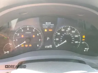 2012 Lexus RX 350 z VIN 2T2BK1BA4CC137625, wystawiony jako Copart lot #64086865 z przebiegiem 123 846 mil mil oraz Szkoda całkowita • Salvage title. Historia ofert i sprzedaży dostępna na DreamBid. Obrazek 9.