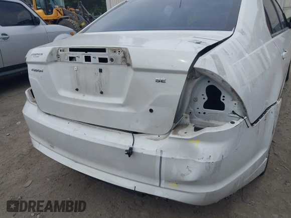 2010 Ford Fusion SE with VIN 3FAHP0HA5AR303746, listed as a IAAI auction lot 42628472 with 101,373 mi miles and . Bid and sale history available at DreamBid. Image 6.