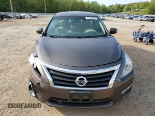 2015 Nissan Altima SV with VIN 1N4AL3AP4FC484843, listed as a Copart auction lot 52483925 with 83,713 mi miles and Salvage Title. Bid and sale history available at DreamBid. Image 5.