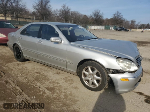 2006 Mercedes-Benz S 500 with VIN WDBNG84JX6A481931, listed as a Copart auction lot 86272004 with 69,597 mi miles and Salvage title. Bid and sale history available at DreamBid. Image 4.