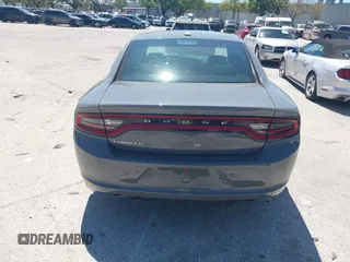 2023 Dodge Charger SXT z VIN 2C3CDXBG2PH697539, wystawiony jako IAAI lot #41812317 z przebiegiem 17 862 mil mil oraz . Historia ofert i sprzedaży dostępna na DreamBid. Obrazek 16.