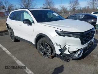 2025 Honda CR-V Sport Touring with VIN 5J6RS6H92SL014677, listed as a IAAI auction lot 41500211 with 4,853 mi miles and . Bid and sale history available at carsss.com. Image 1.