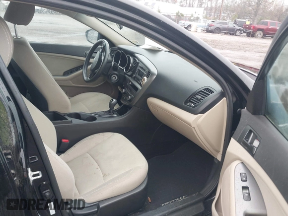 2013 Kia Optima LX with VIN 5XXGM4A71DG176369, listed as a IAAI auction lot 41875304 with 1 mi miles. Bid and sale history available at carsss.com. Image 5.