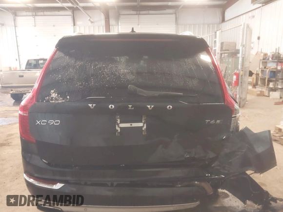 2017 Volvo XC90 Inscription with VIN YV4A22PL0H1115064, listed as a IAAI auction lot 41365600 with 93,503 mi miles. Bid and sale history available at carsss.com. Image 17.