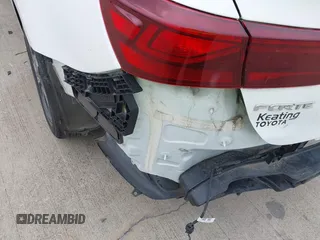 2021 Kia Forte LXS with VIN 3KPF24AD0ME361786, listed as a IAAI auction lot 42427196 with 60,013 mi miles and . Bid and sale history available at DreamBid. Image 17.