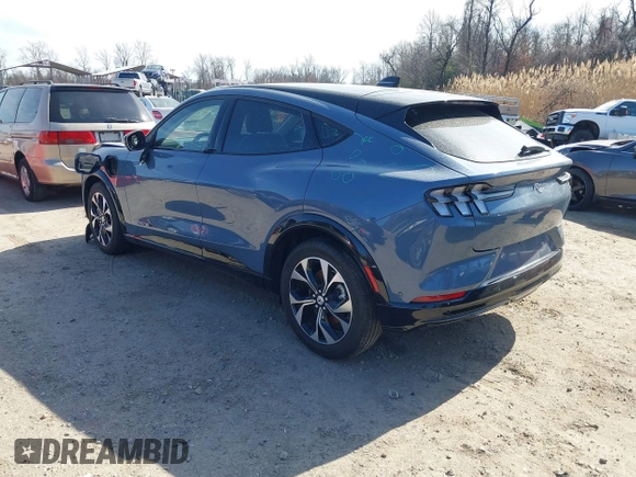 2023 Ford Mustang Mach-E Premium z VIN 3FMTK3SU3PMA65341, wystawiony jako IAAI lot #41747617 z przebiegiem 3 430 mil mil oraz . Historia ofert i sprzedaży dostępna na DreamBid. Obrazek 3.