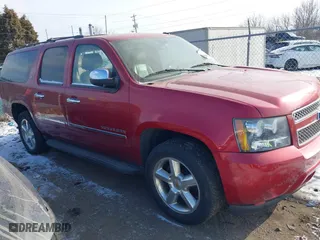 2012 Chevrolet Suburban LTZ with VIN 1GNSKKE77CR272718, listed as a IAAI auction lot 41383013 with 192,639 mi miles. Bid and sale history available at carsss.com. Image 13.