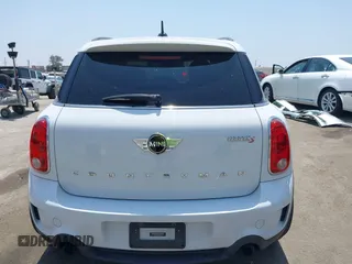 2016 MINI Countryman S with VIN WMWZC3C51GWT10248, listed as a IAAI auction lot 42359191 with 77,157 mi miles and . Bid and sale history available at DreamBid. Image 16.