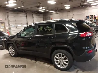 2014 Jeep Cherokee Limited with VIN 1C4PJMDS2EW202518, listed as a IAAI auction lot 41911156 with 119,533 mi miles. Bid and sale history available at carsss.com. Image 14.