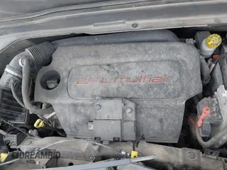 2015 Jeep Renegade Latitude with VIN ZACCJABT9FPB46231, listed as a IAAI auction lot 40805225 with 158,509 mi miles. Bid and sale history available at carsss.com. Image 10.