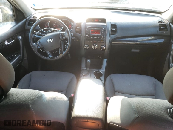 2013 Kia Sorento LX with VIN 5XYKT4A19DG405787, listed as a Copart auction lot 61982935 with 197,897 mi miles and Clean title. Bid and sale history available at DreamBid. Image 8.