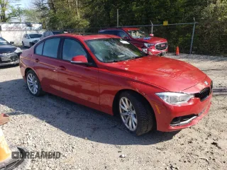 2018 BMW 3 Series 320i xDrive z VIN WBA8A3C57JA491782, wystawiony jako Copart lot #55271025 z przebiegiem 82 886 mil mil oraz Szkoda całkowita • Salvage title. Historia ofert i sprzedaży dostępna na DreamBid. Obrazek 4.