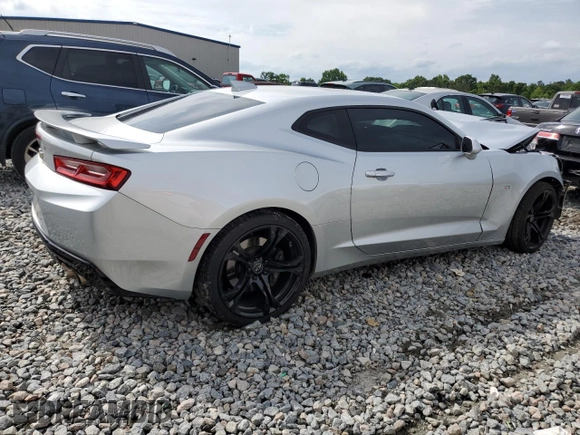 2016 Chevrolet Camaro 2SS with VIN 1G1FG1R76G0141332, listed as a Copart auction lot 55898725 with 70,810 mi miles and Salvage title. Bid and sale history available at DreamBid. Image 3.