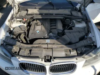 2010 BMW 3 Series 328i with VIN WBAPH5C58AA439497, listed as a Copart auction lot 87148904 with 85,187 mi miles and Clean title. Bid and sale history available at DreamBid. Image 11.
