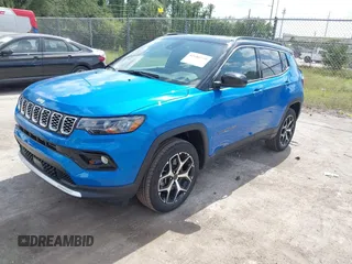 2025 Jeep Compass Limited with VIN 3C4NJDCNXST549907, listed as a IAAI auction lot 42186779 with 1,406 mi miles and . Bid and sale history available at DreamBid. Image 2.