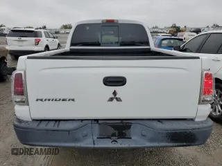 2006 Mitsubishi Raider z VIN 1Z7HT38K16S538273, wystawiony jako Copart lot #79407094 z przebiegiem 67 758 mil mil oraz Szkoda całkowita • Salvage title. Historia ofert i sprzedaży dostępna na DreamBid. Obrazek 6.