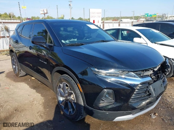 2019 Chevrolet Blazer with VIN 3GNKBBRA0KS665445, listed as a IAAI auction lot 40626408 with 70,539 mi miles. Bid and sale history available at carsss.com. Image 1.