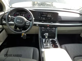 2024 Kia Carnival LX with VIN KNDNB4H3XR6344581, listed as a Copart auction lot 82281364 with 17,140 mi miles and Salvage Title. Bid and sale history available at carsss.com. Image 8.