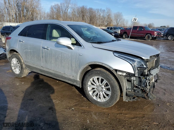 2017 Cadillac XT5 FWD with VIN 1GYKNARS7HZ312323, listed as a Copart auction lot 43018035 with 188,450 mi miles and Salvage Title. Bid and sale history available at carsss.com. Image 4.