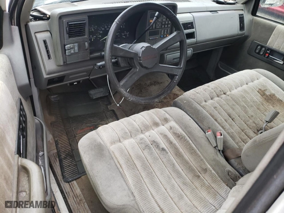 1993 Chevrolet C/K 1500 with VIN 2GCEC19Z6P1205745, listed as a Copart auction lot 86344294 with 274,673 mi miles and Salvage Title. Bid and sale history available at carsss.com. Image 8.