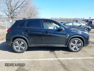 2024 Mitsubishi Outlander S z VIN JA4ARUAU2RU022164, wystawiony jako IAAI lot #41675372 z przebiegiem 401 mil mil oraz . Historia ofert i sprzedaży dostępna na DreamBid. Obrazek 13.