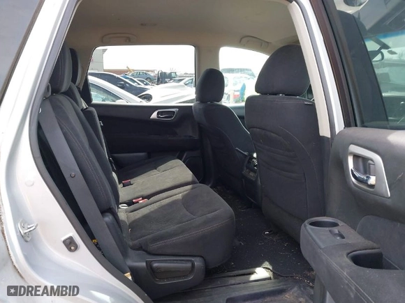 2013 Nissan Pathfinder Platinum with VIN 5N1AR2MN8DC611132, listed as a IAAI auction lot 41577473 with 119,497 mi miles. Bid and sale history available at carsss.com. Image 8.