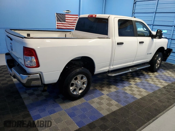 2024 Ram 2500 Big Horn with VIN 3C6UR5DJ1RG101376, listed as a Copart auction lot 89119405 with 34,149 mi miles and Clean Title. Bid and sale history available at carsss.com. Image 3.