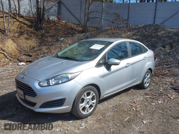 2016 Ford Fiesta SE with VIN 3FADP4BJ4GM106538, listed as a IAAI auction lot 41871345 with 123,847 mi miles. Bid and sale history available at carsss.com. Image 18.