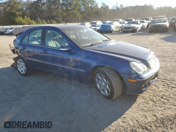 2005 Mercedes-Benz C 240 with VIN WDBRF61J55F577772, listed as a Copart auction lot 87605215 with 148,307 mi miles and Salvage Title. Bid and sale history available at DreamBid. Image 4.