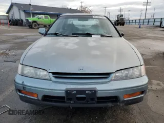 1994 Honda Accord EX with VIN JHMCD5657RC010794, listed as a Copart auction lot 84705444 with 153,617 mi miles and Salvage Title. Bid and sale history available at carsss.com. Image 5.