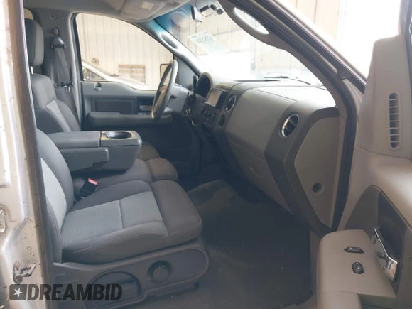 2004 Ford F-150 XLT с VIN 1FTPW14544KC82761, выставлен на аукционе IAAI как лот 42281320 с пробегом 147 381 миль миль и . История ставок и продаж доступна на DreamBid. Изображение 5.