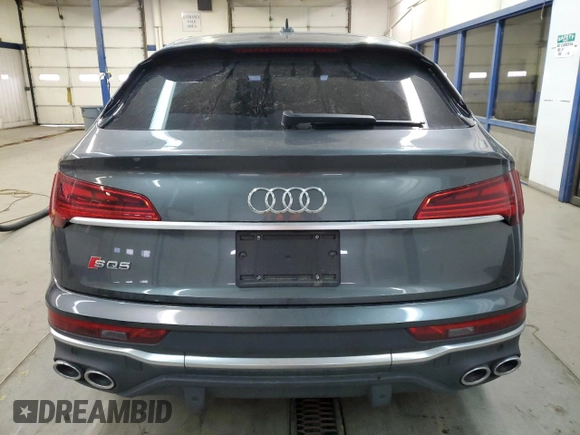 2022 Audi SQ5 Sportback Premium Plus z VIN WA124AFY3N2106433, wystawiony jako Copart lot #43756965 z przebiegiem 21 634 mil mil oraz Szkoda całkowita • Salvage title. Historia ofert i sprzedaży dostępna na DreamBid. Obrazek 6.