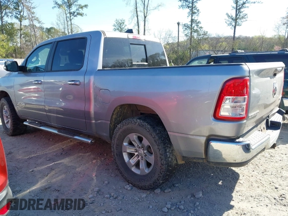 2019 Ram 1500 Big Horn z VIN 1C6RRFFG5KN803260, wystawiony jako IAAI lot #41847656 z przebiegiem 135 753 mil mil oraz . Historia ofert i sprzedaży dostępna na DreamBid. Obrazek 14.
