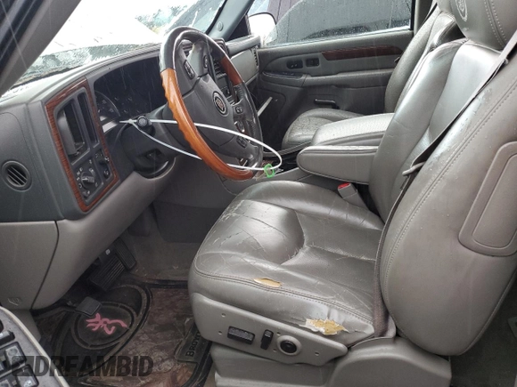 2004 Cadillac Escalade with VIN 1GYEK63N44R147220, listed as a Copart auction lot 47893315 with Not provided miles and Salvage title. Bid and sale history available at DreamBid. Image 7.