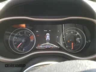 2017 Jeep Cherokee Limited z VIN 1C4PJLDBXHW540005, wystawiony jako Copart lot #57258465 z przebiegiem 162 633 mil mil oraz Szkoda całkowita • Salvage title. Historia ofert i sprzedaży dostępna na DreamBid. Obrazek 9.