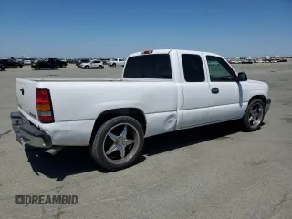 2005 Chevrolet Silverado 1500 Work Truck with VIN 1GCEC19X25Z301634, listed as a Copart auction lot 57970605 with 173,372 mi miles and Salvage title. Bid and sale history available at DreamBid. Image 3.