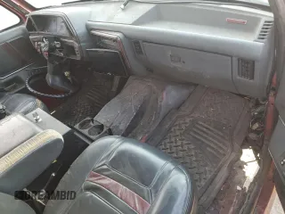 1989 Ford Bronco XL with VIN 1FMEU15N6KLB03828, listed as a Copart auction lot 48118625 with 258,907 mi miles and Salvage Title. Bid and sale history available at carsss.com. Image 8.