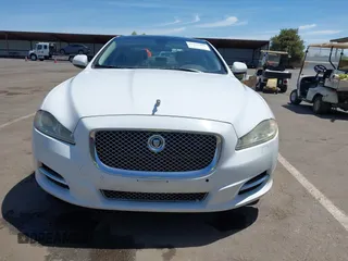 2012 Jaguar XJ z VIN SAJWA1CB4CLV33824, wystawiony jako IAAI lot #42279485 z przebiegiem 147 376 mil mil oraz . Historia ofert i sprzedaży dostępna na DreamBid. Obrazek 12.