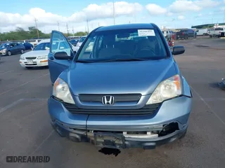2008 Honda CR-V LX with VIN JHLRE38308C050466, listed as a IAAI auction lot 41506493 with 174,440 mi miles. Bid and sale history available at carsss.com. Image 6.