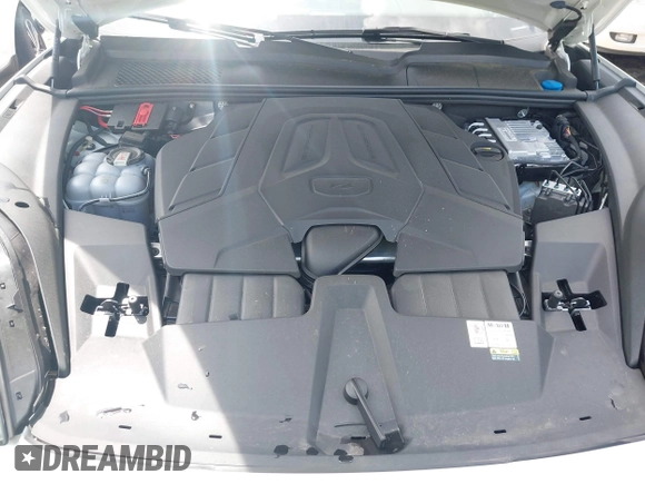 2024 Porsche Cayenne с VIN WP1BA2AY2RDA50635, выставлен на аукционе IAAI как лот 42177816 с пробегом 8 070 миль миль и . История ставок и продаж доступна на DreamBid. Изображение 10.