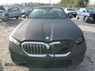 2024 BMW 5 Series 530i xDrive with VIN WBA53FJ05RCS54231, listed as a Copart auction lot 86781334 with 10,840 mi miles and Clean Title. Bid and sale history available at carsss.com. Image 5.