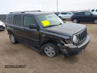 2014 Jeep Patriot Sport with VIN 1C4NJRBB2ED852114, listed as a IAAI auction lot 41521742 with 80,230 mi miles. Bid and sale history available at carsss.com. Image 1.