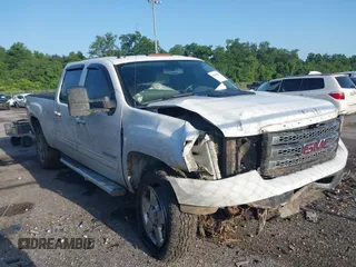 2013 GMC Sierra 2500HD SLT with VIN 1GT121E88DF189468, listed as a IAAI auction lot 42546557 with Not provided miles and . Bid and sale history available at DreamBid. Image 1.